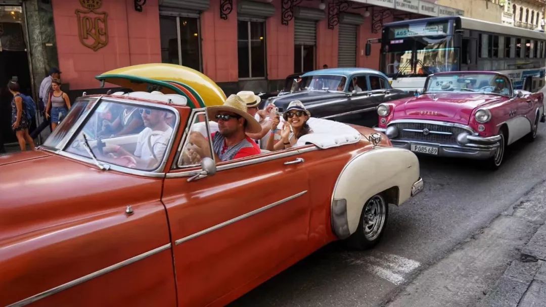 美国西海岸(碰撞)古巴哈瓦那