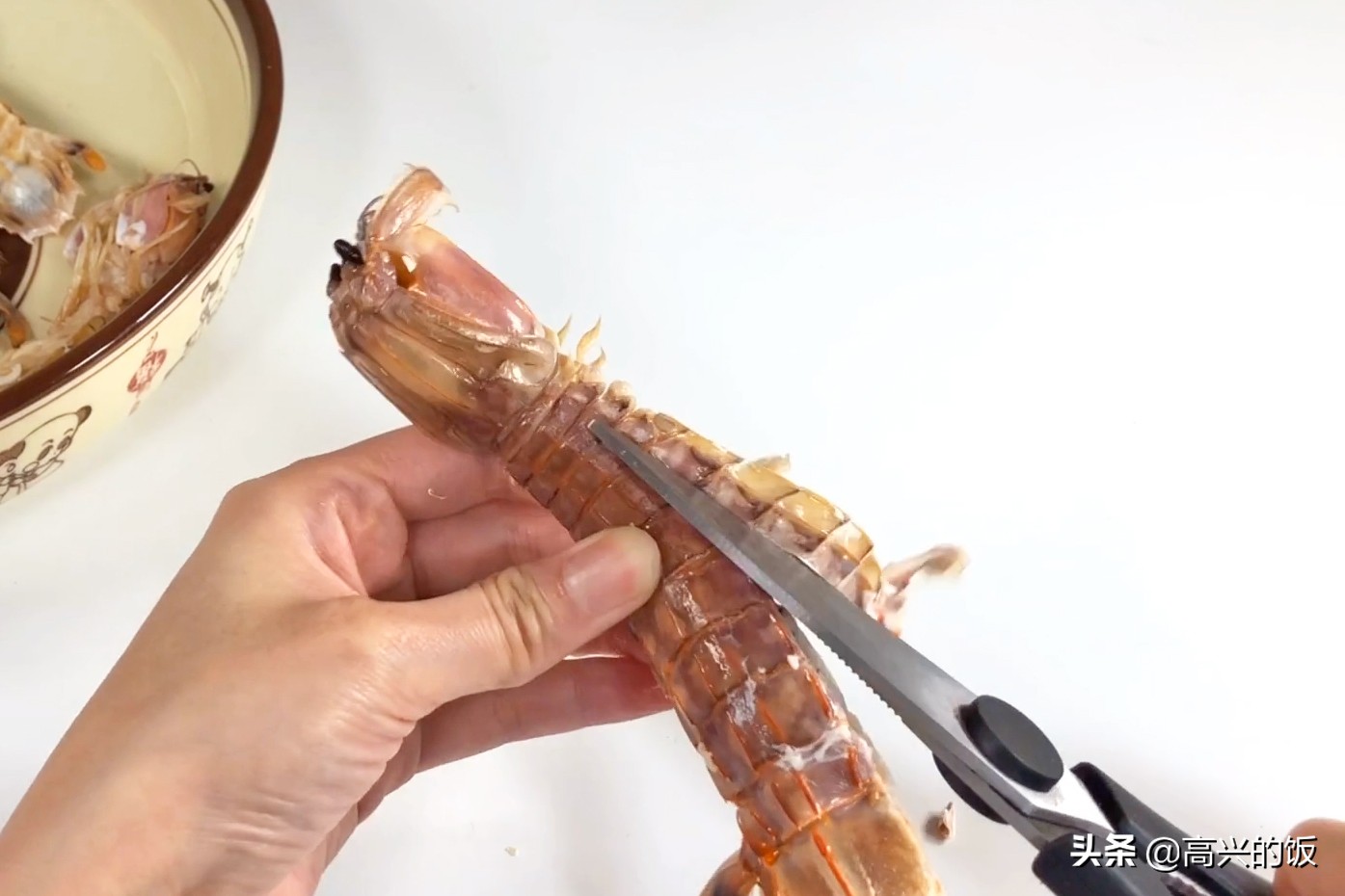 用筷子包皮皮虾怎么剥皮,皮皮虾的正确剥法用筷子