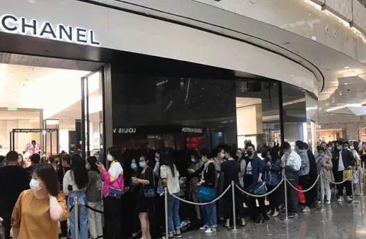 以小见大!从奢侈品这一行,一窥默克尔为何“求”中国带她飞