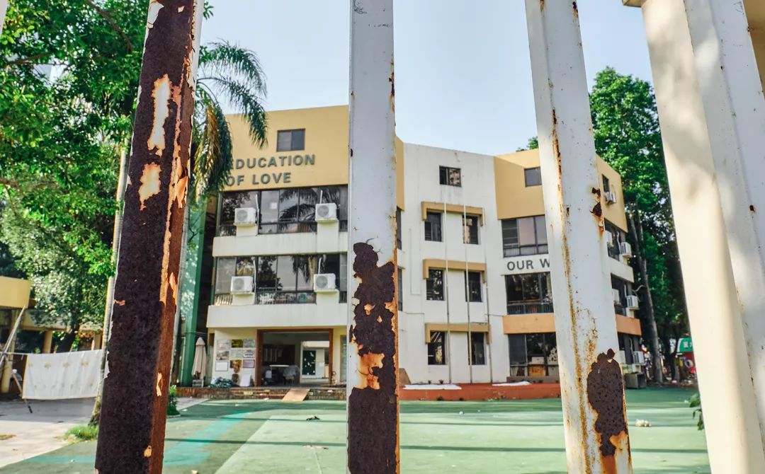 哪里叫南油,南油地铁站