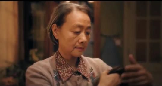 囧妈徐峥黄梅莹开启母子治愈之旅,黄梅莹演囧妈片酬