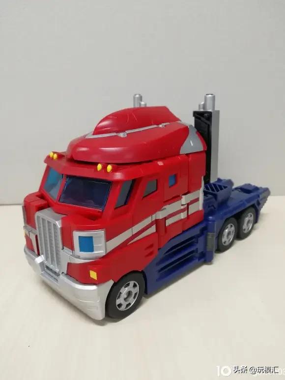 擎天柱电影版ls03玩具,03岁的玩具