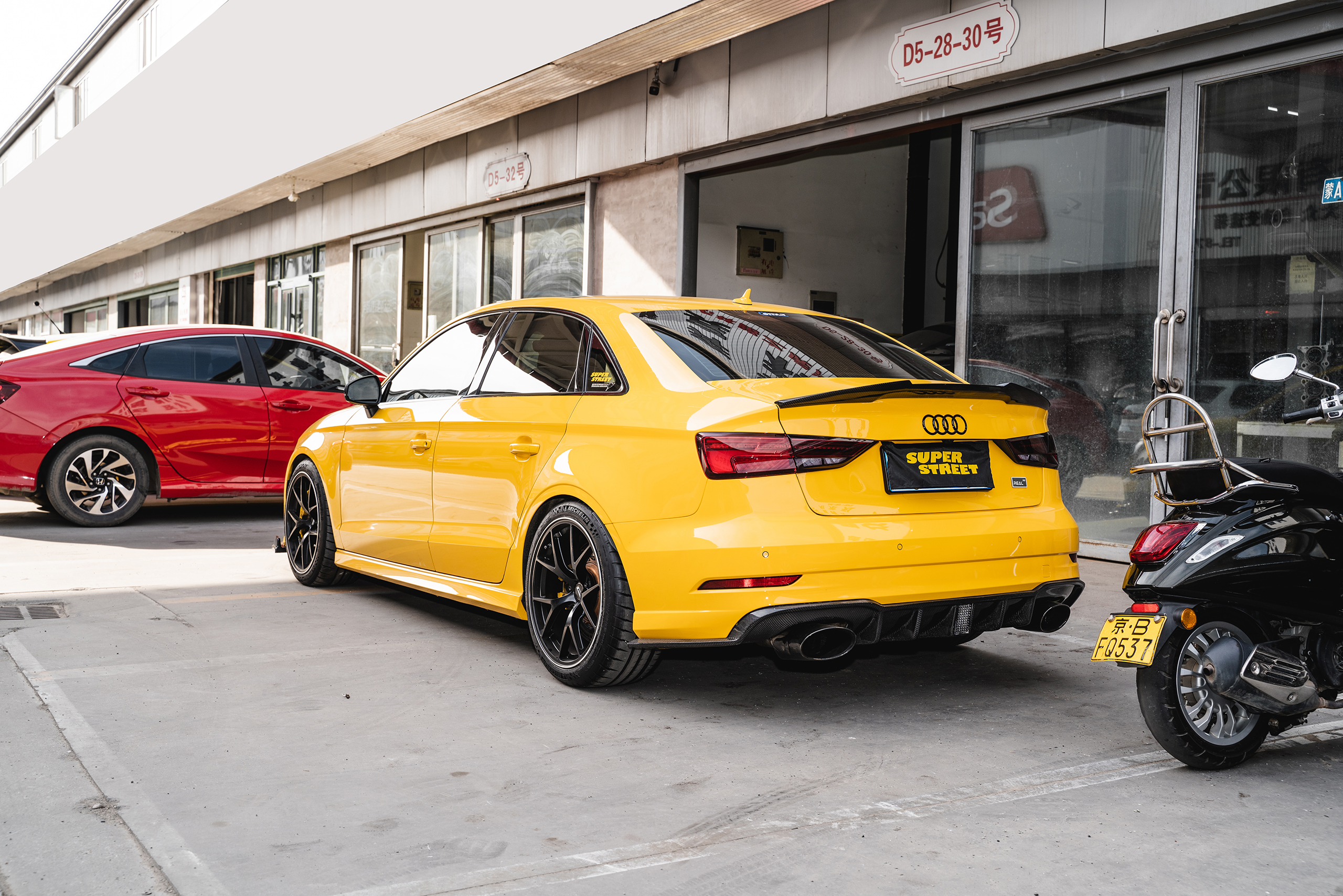 奥迪S3拆掉BILSTEINB16，换上KWV3绞牙避震，只想更舒适。