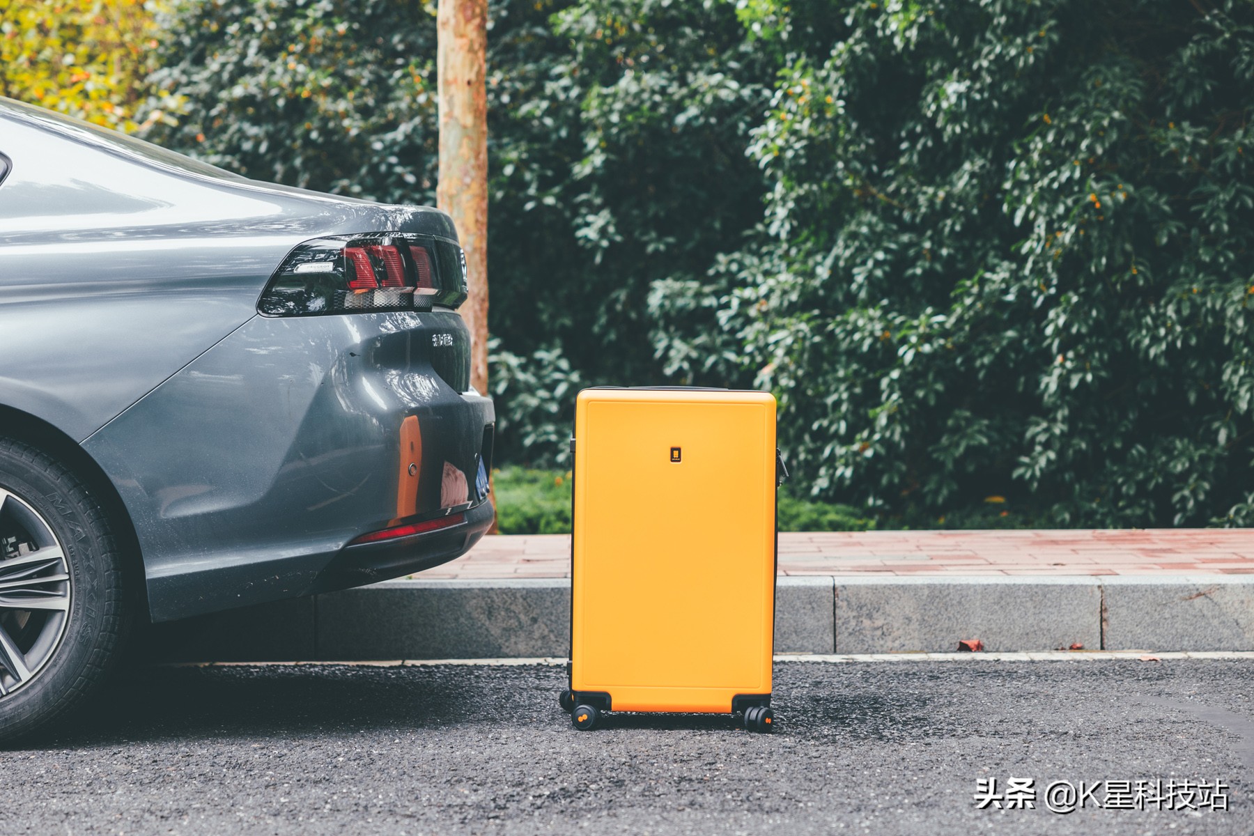 地平线8号大旅行家行李箱测评,地平线8行李箱大旅行家