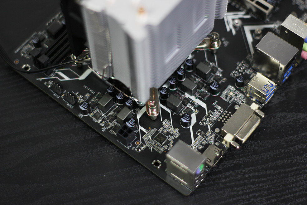 电竞新势力的显示器,七彩虹igame系列主机