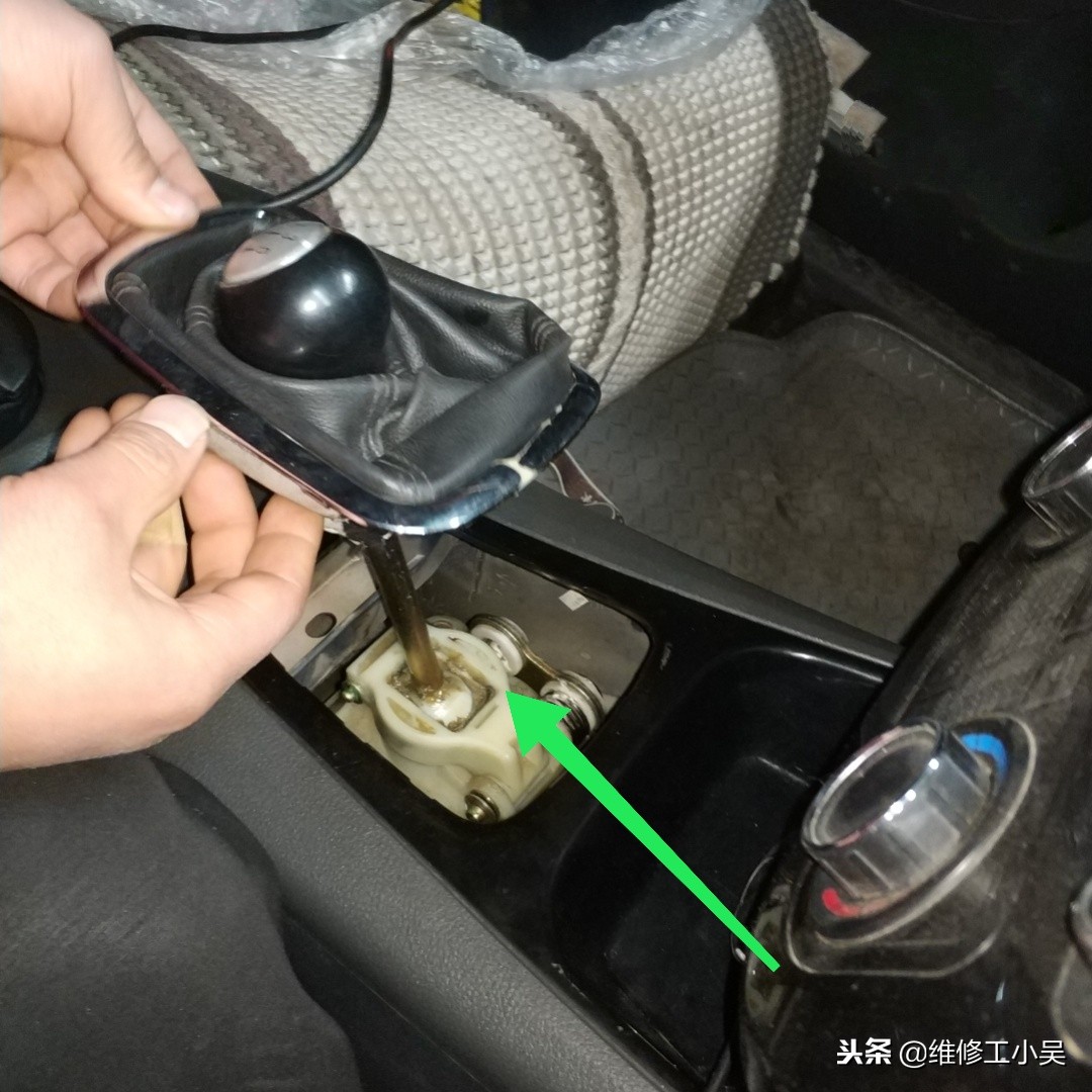 东风景逸x3挂不上挡什么问题,景逸x3换挡有顿挫感