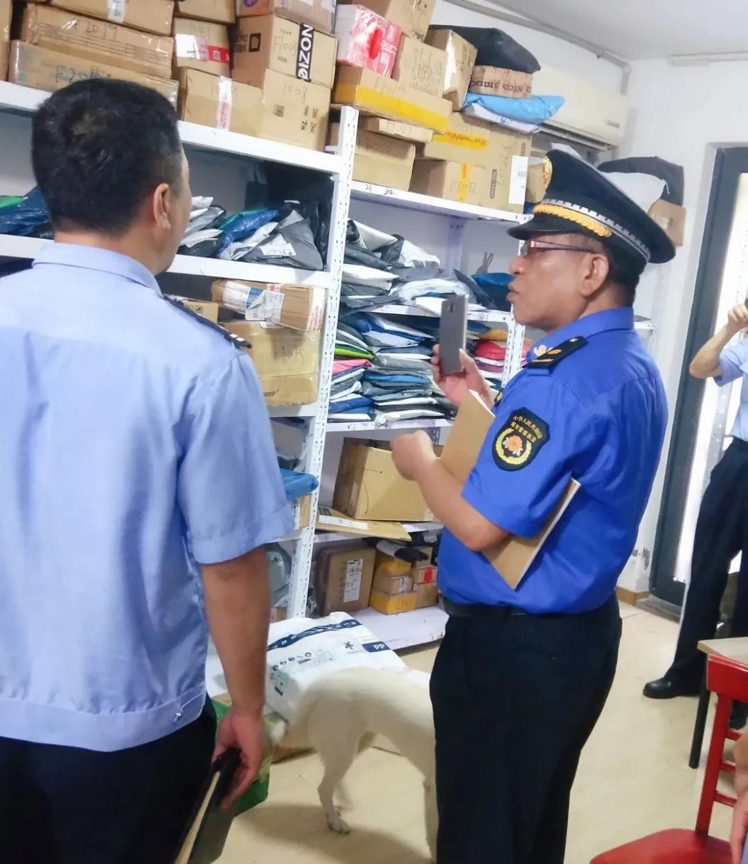 一小区推智能门禁可查群租,上海一小区推智能门禁可查群租