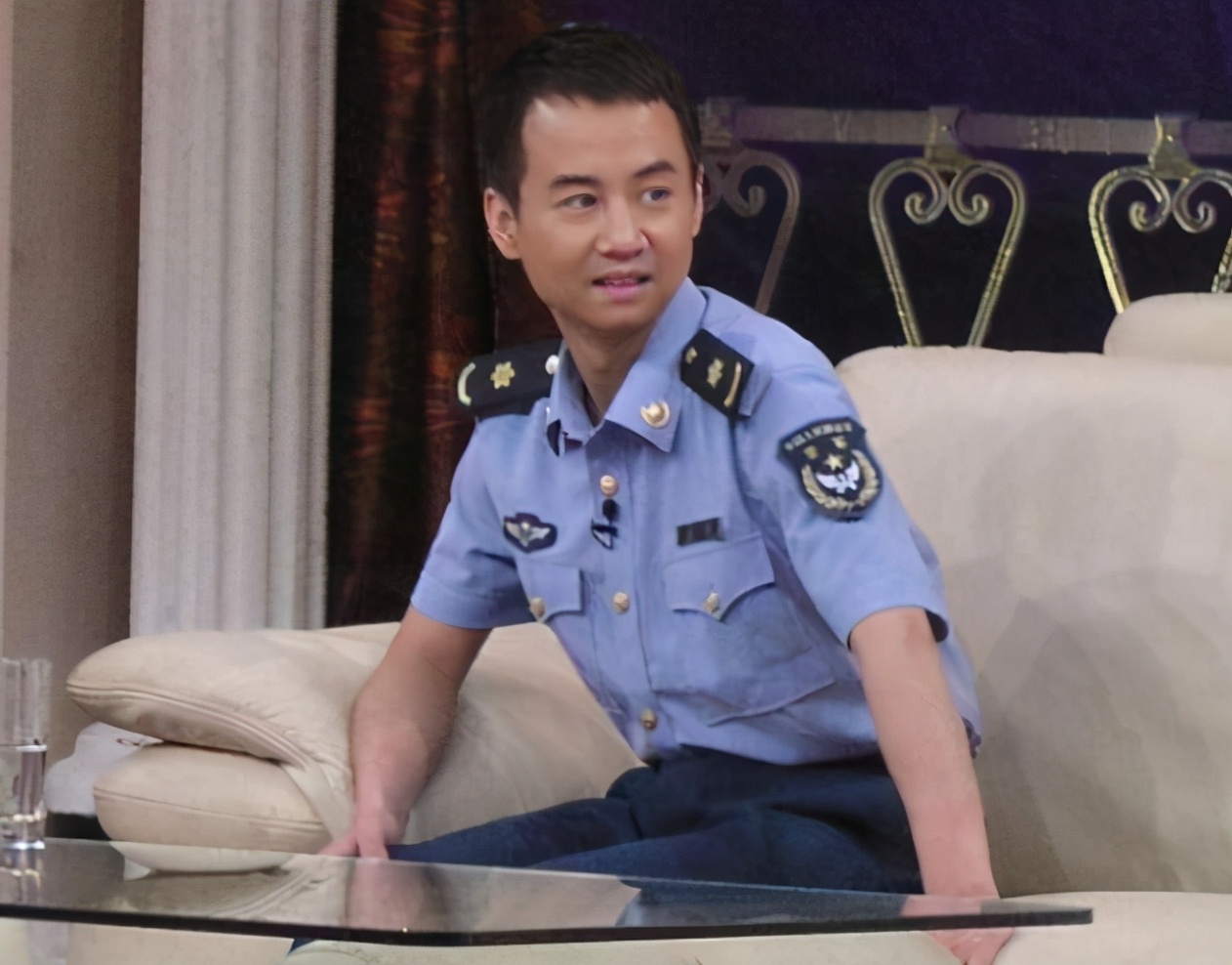 带着女儿四年走出抑郁,带妈妈逃出去后续