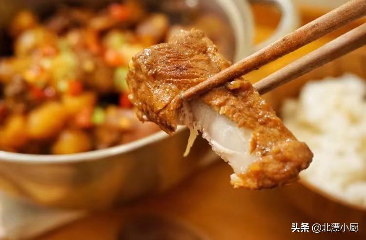 煮排骨要不要撇浮沫,炖肉炖排骨记住一放三不放