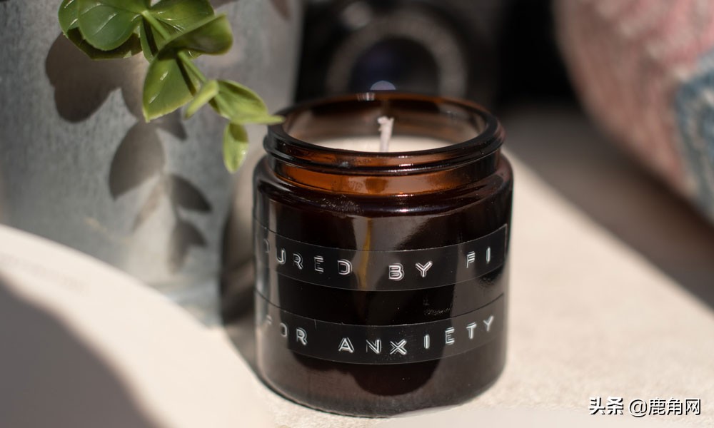 蜡烛燃烧时对人体有没有危害？