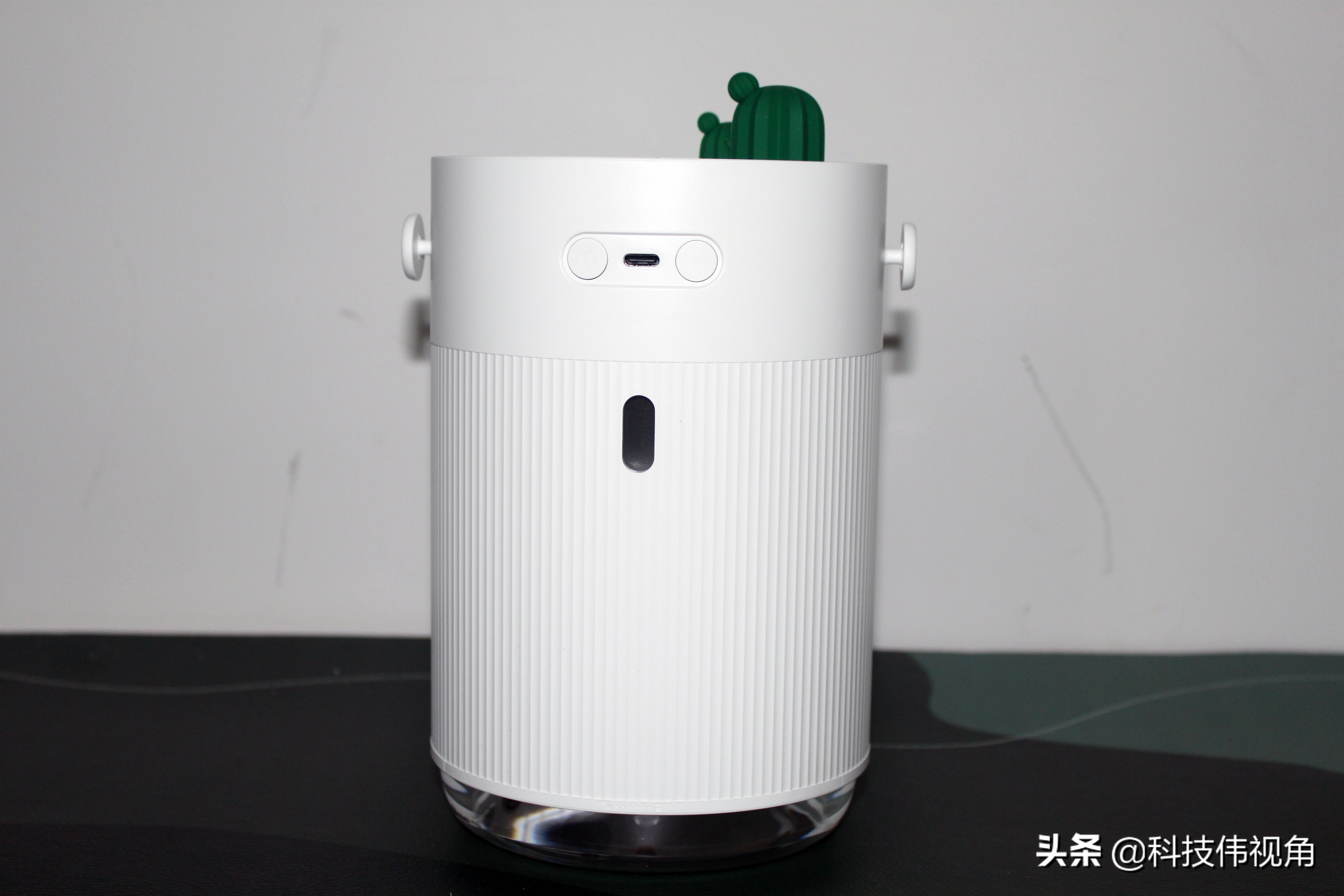 室内干燥增加湿度用加湿器,为什么开着加湿器室内湿度不增加