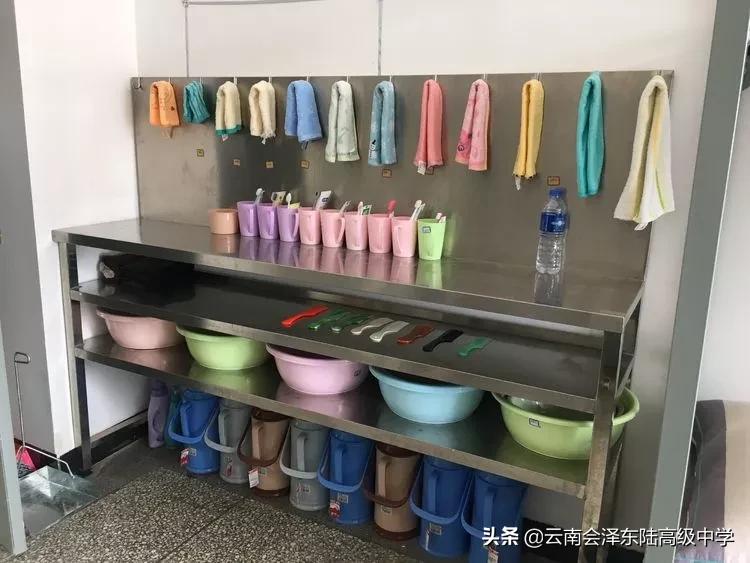 鍙堟槸鍒汉瀹剁殑瀛︽牎,鍙堟槸鍒汉瀹剁殑瀛╁瓙瀹屾暣瑙嗛