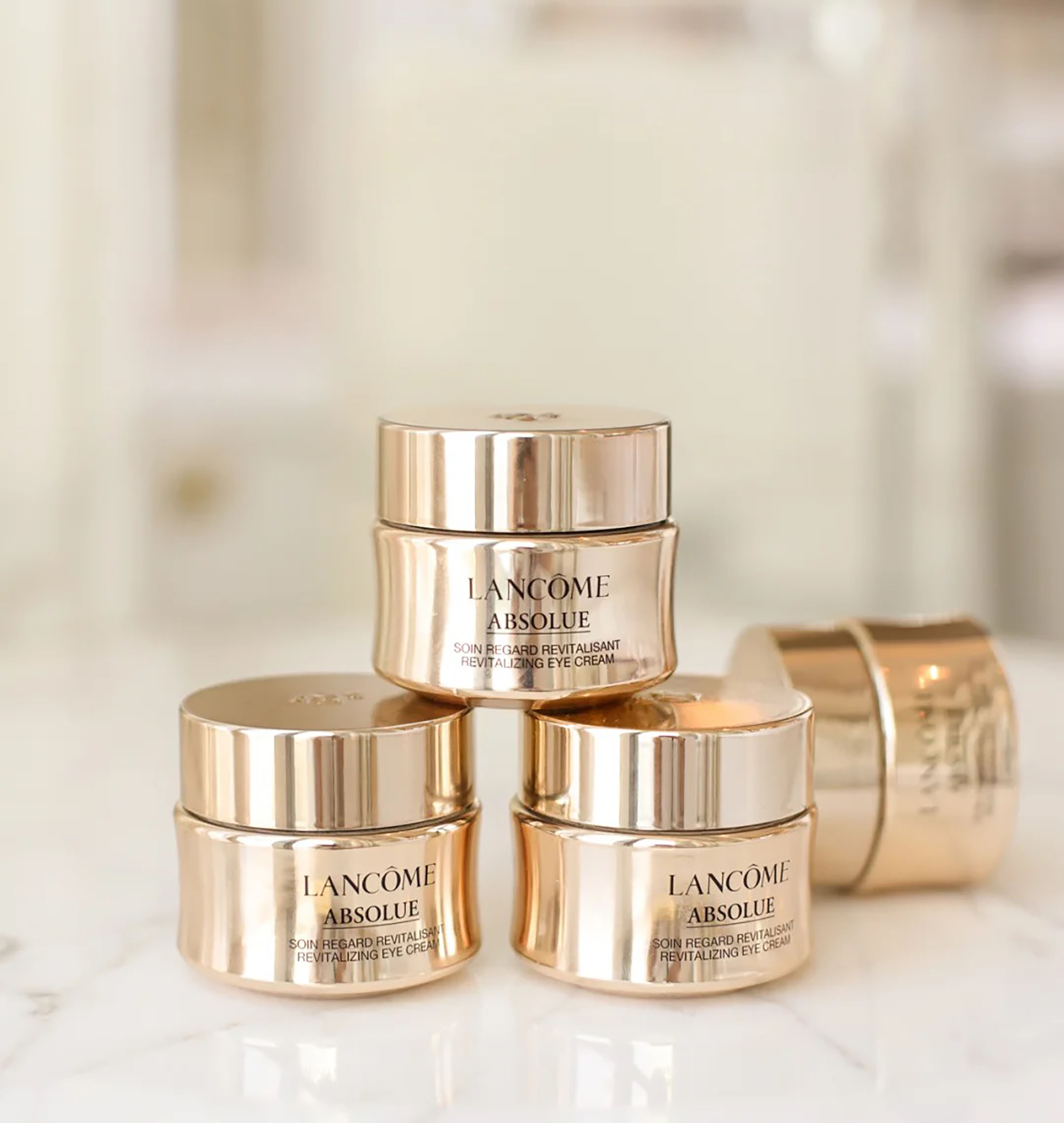 老款赫莲娜眼霜适合油皮还是干皮,赫莲娜眼霜特别搓泥怎么办