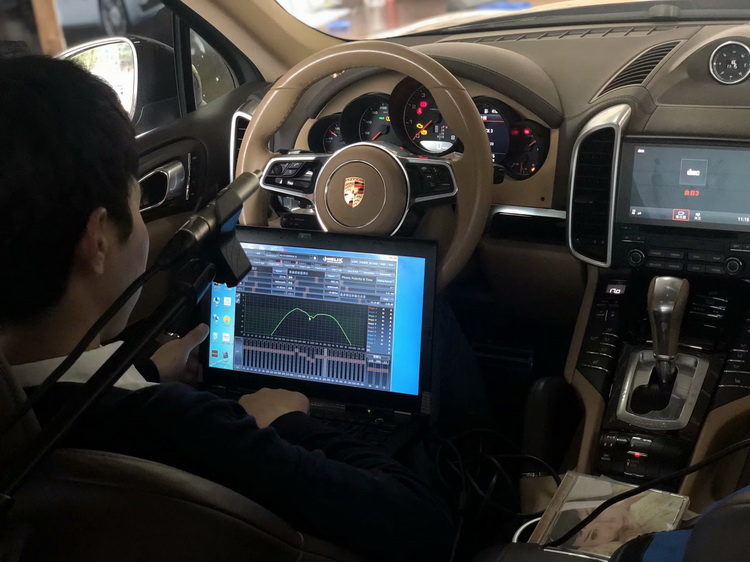 保时捷卡宴turbo动力升级,保时捷卡宴音响改装80万