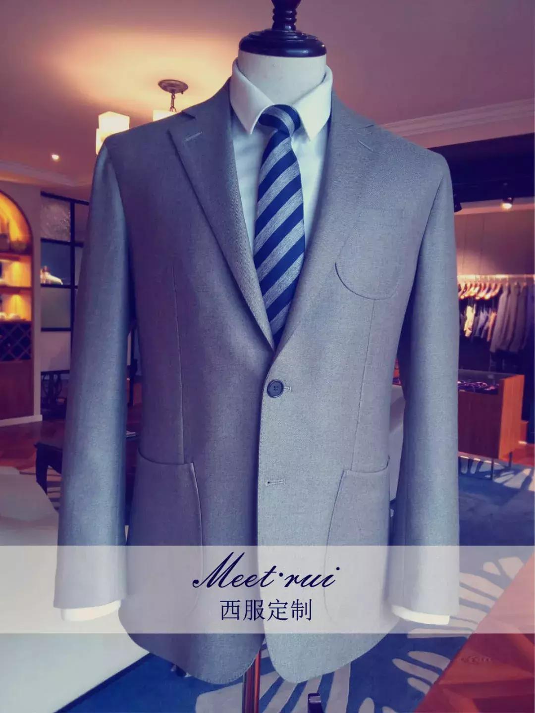 那不勒斯西服怎么才算合适,那不勒斯西装怎么定制