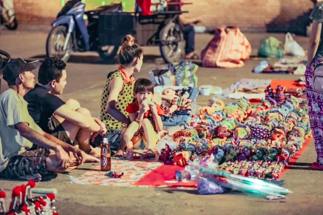 成都户外：当生活一塌糊涂的时候，就去清迈找回最初的自己吧