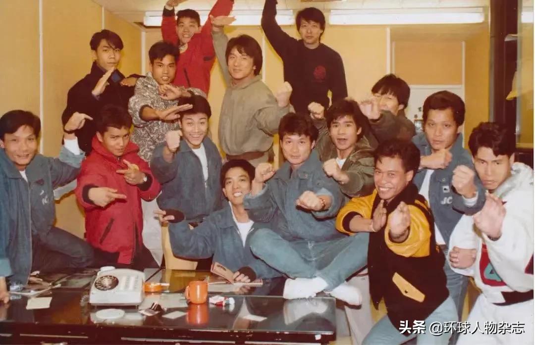 你有神功我有科学,你有科学我有神功讲的什么