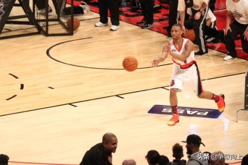 利拉德孤军奋战,曾经的大心脏利拉德