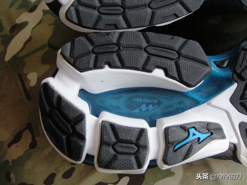 mizuno美津浓男女复古跑鞋,mizuno美津浓男士支撑缓震慢跑鞋