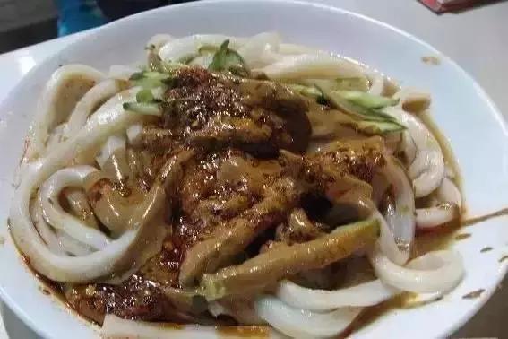 陕西凉皮怎么弄好切,怎么才能调出一份地道的陕西凉皮