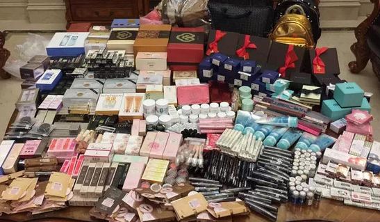 代购造假黑幕被揭露,全球代购造假揭秘