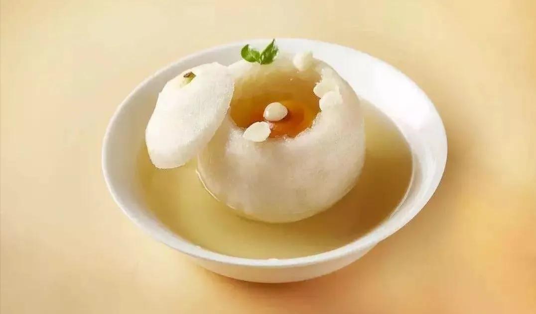 川贝炖雪梨等民间偏方,川贝冰糖炖雪梨正宗做法