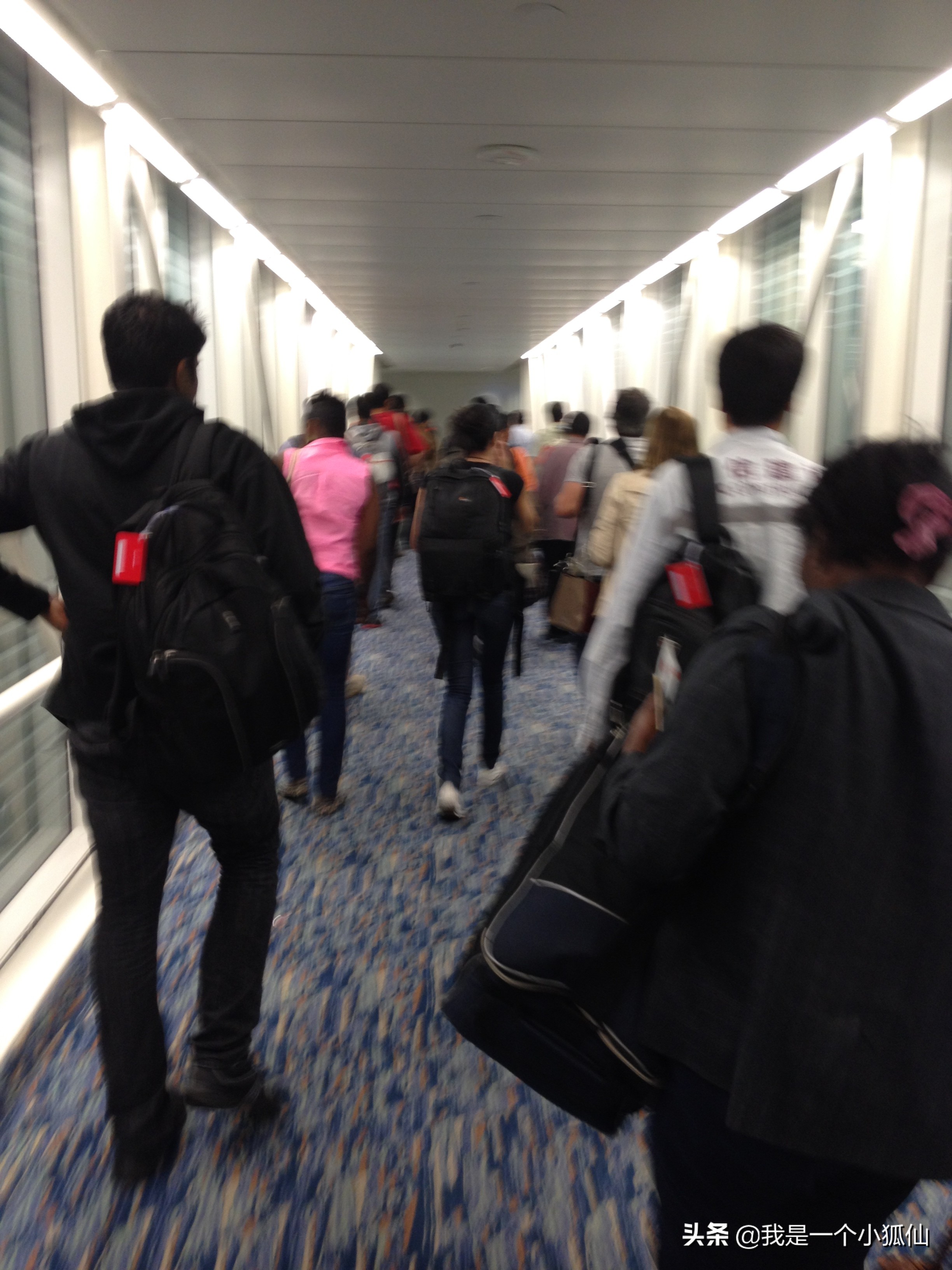 从安哥拉经迪拜到北京坐20多个小时的飞机在非洲安哥拉的日子238