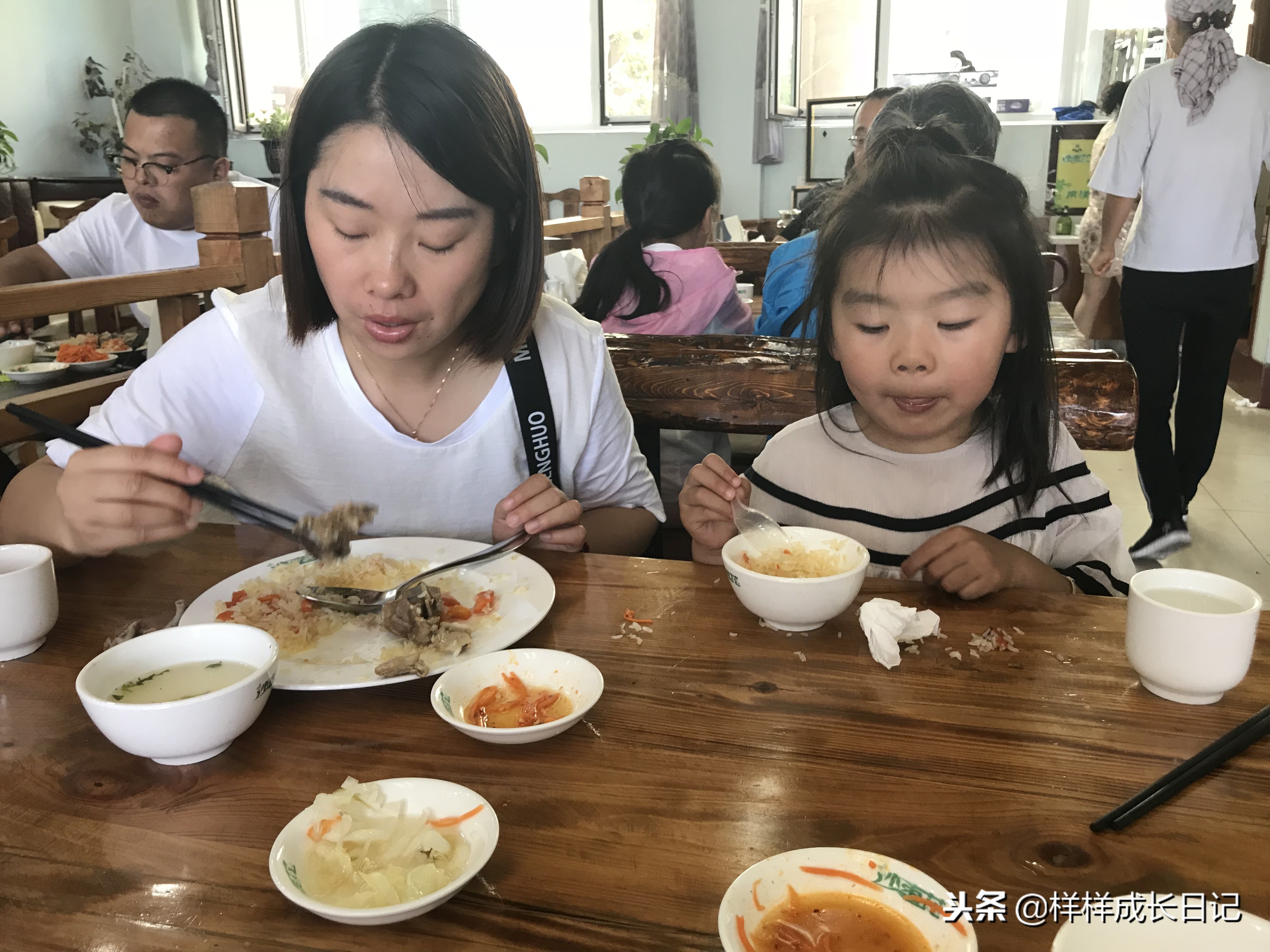 一家三口新疆伊犁旅游,自驾游霍尔果斯路线攻略