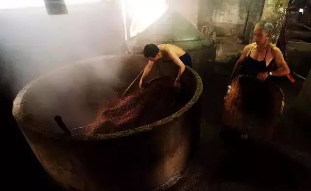 纯粮酒的成本大约多少钱一斤,真正的纯粮酒成本在多少