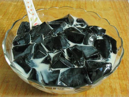 梧州龟苓膏十大功效,梧州龟苓膏古法