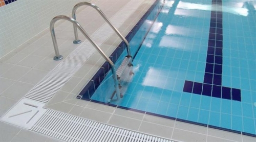 免砸砖游泳池防水,游泳池怎么做防水效果最好