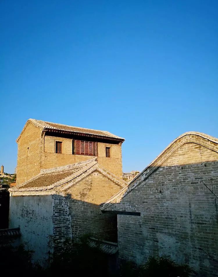 漫随天外云卷云舒免费,漫随天外云卷云舒抖音