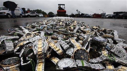 外媒伪装身份混入我国地下工厂，得知技术被我国掌握大发雷霆