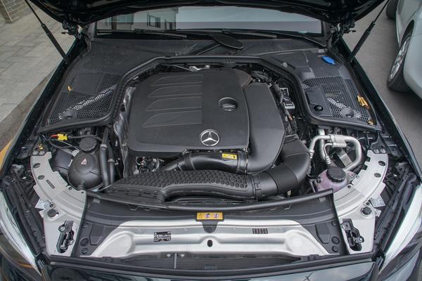 1.5T就卖30万，割韭菜还得是奔驰C级，评测C260