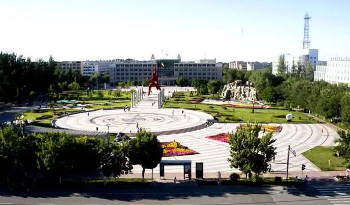 新疆平均工资乌鲁木齐,新疆各市平均收入排名