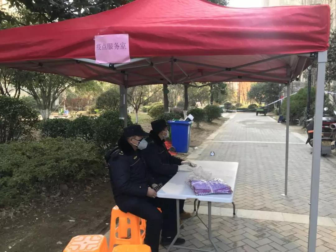 “解除隔离啦！谢谢你们！”14天的温暖守护！我们在一起！