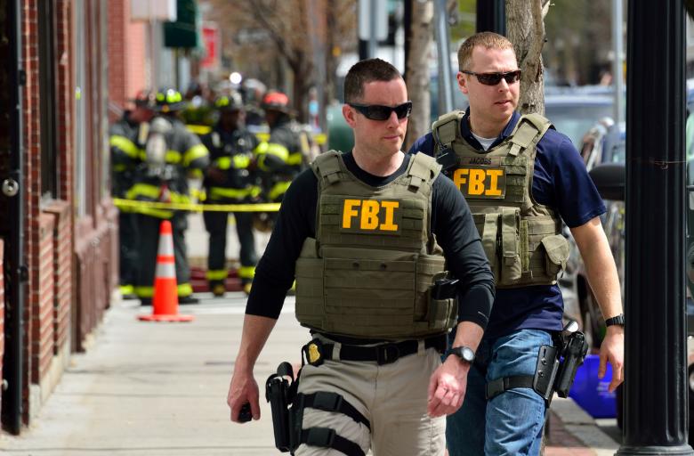 美国警察破案能力和中国对比,中美警察和美国警官