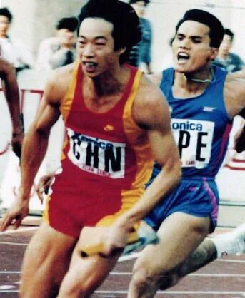 100米短跑比赛视频苏炳添全运会,全锦赛男子百米决赛苏炳添采访