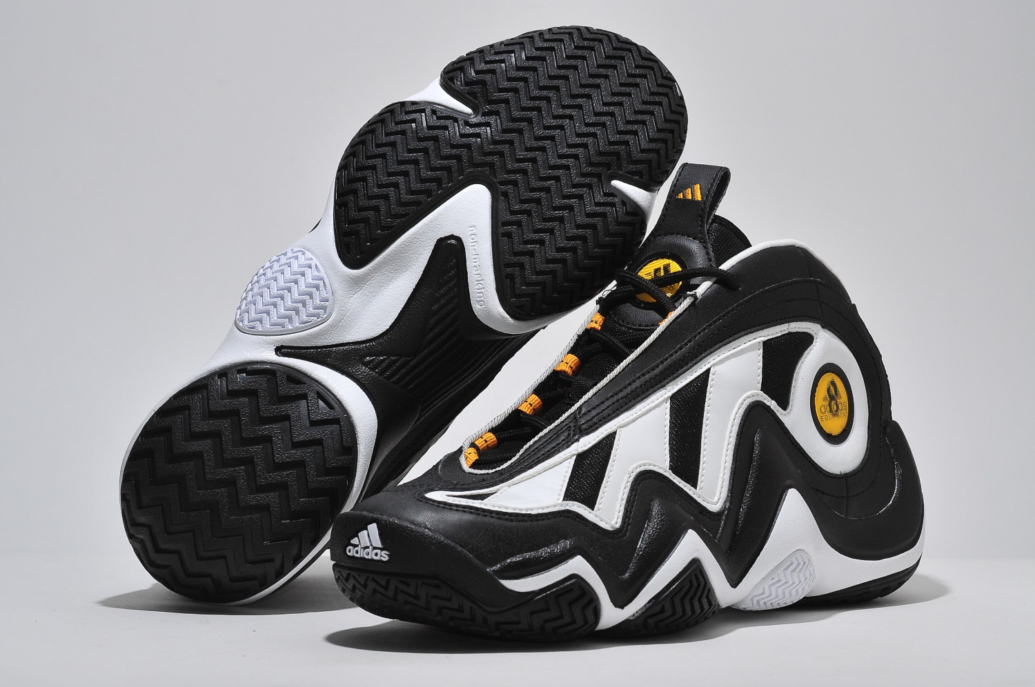 为了忘却的纪念,Kobe战靴(阿迪部分)