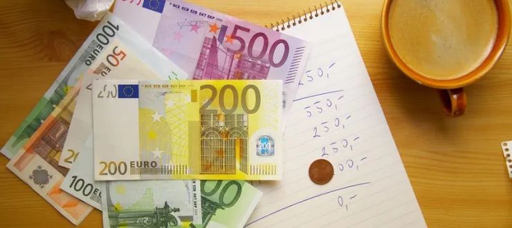 在德国留学一年10万人民币够吗,在德国一年留学花销