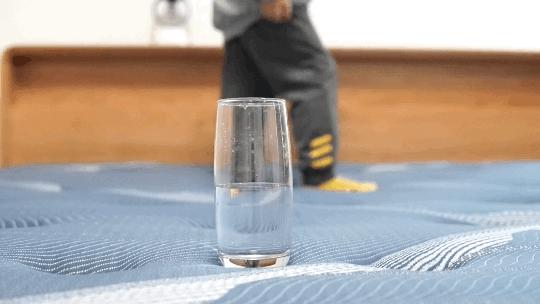 4883枚弹簧？这款床垫到底有什么稀奇之处？