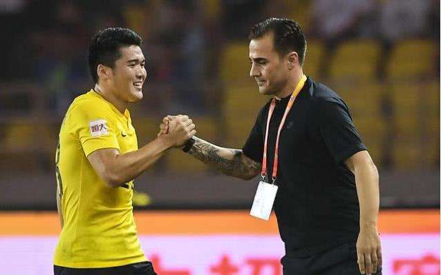 要走了？郜林1句话指出卡帅最大不足，为了上场甚至想去踢后卫