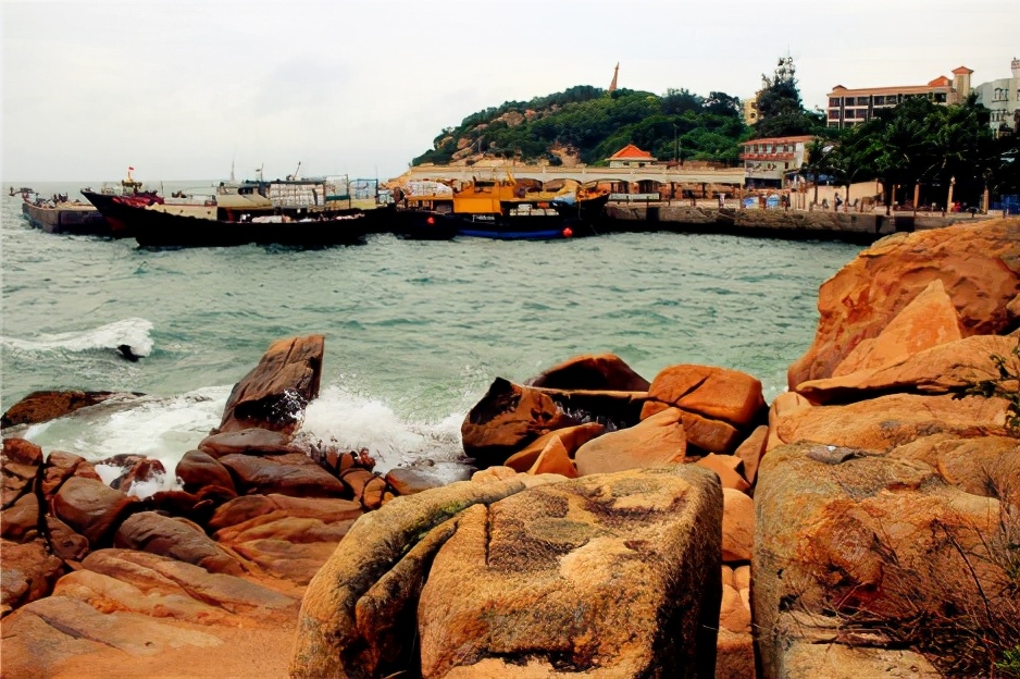 奇特的海岛风光海上明珠,一座小岛藏着不为人知的绝美风景