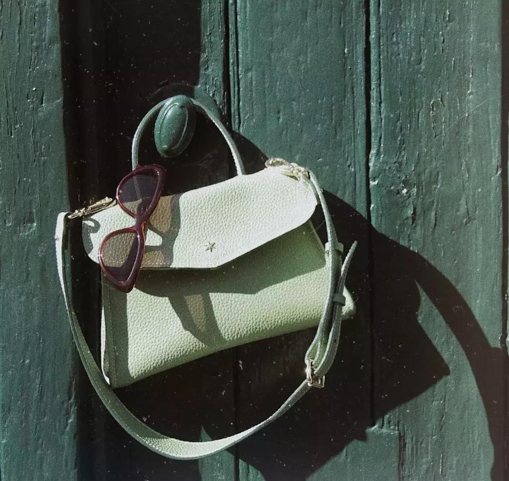 小众包包推荐中包,小众品牌包包大包