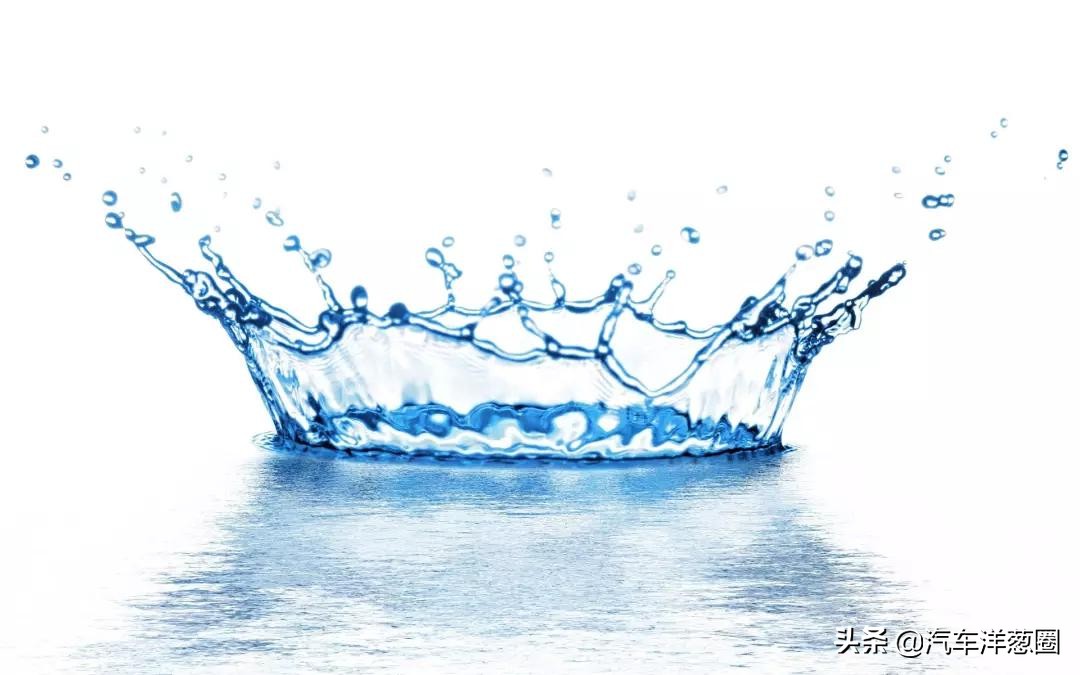 开车从来都不加油只加水省钱,开车加油不用钱是什么体验