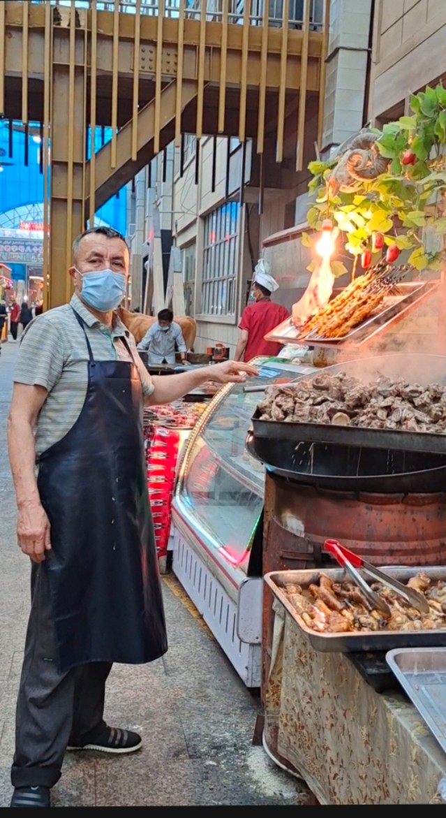 去伊犁的汉人街,不到喀什不算来过新疆