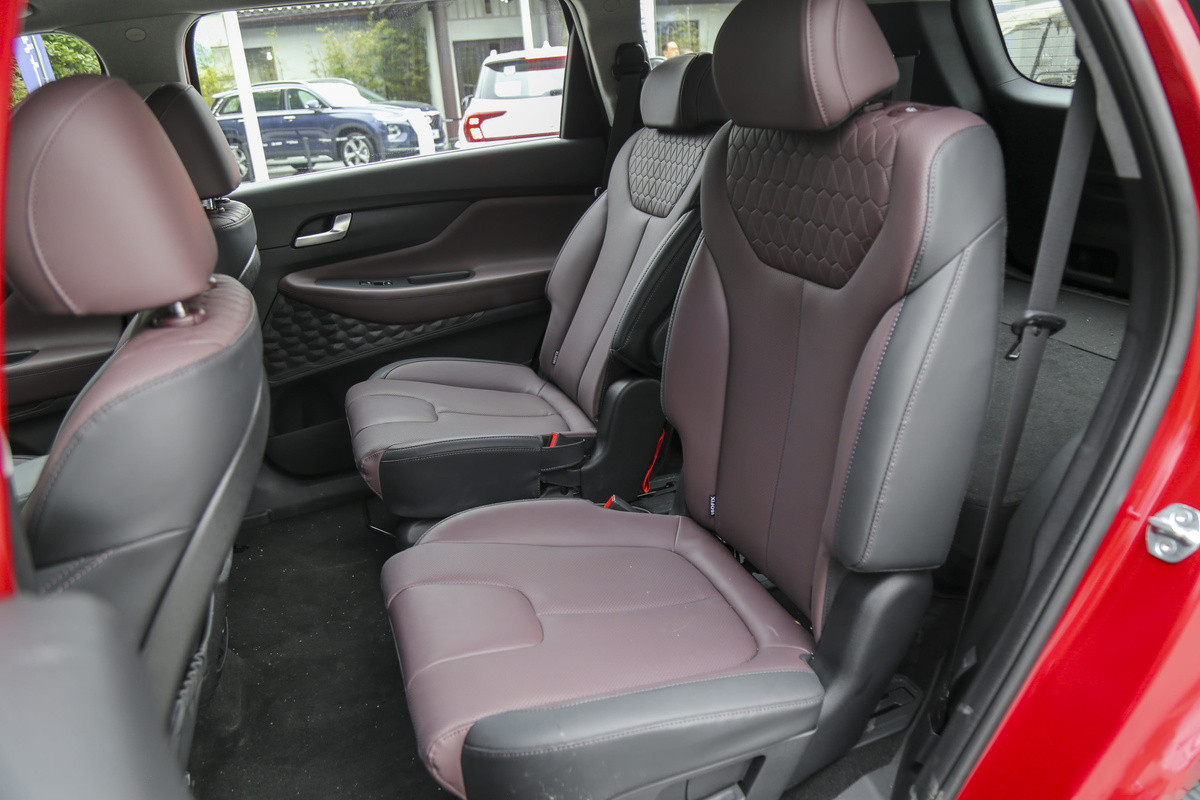 六座或七座韩系有什么好车,韩系车最皮实耐用的车