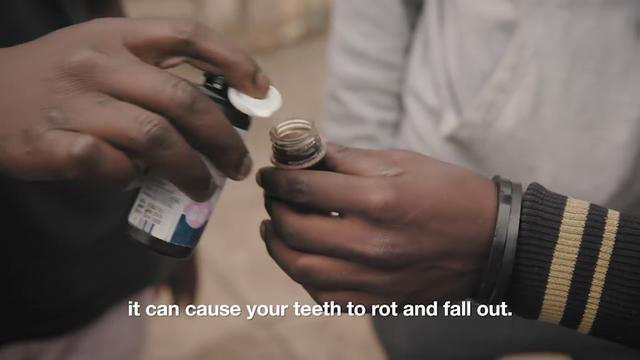 津巴布韦人为什么爱喝止咳糖浆,津巴布韦的少年都迷上了止咳糖浆