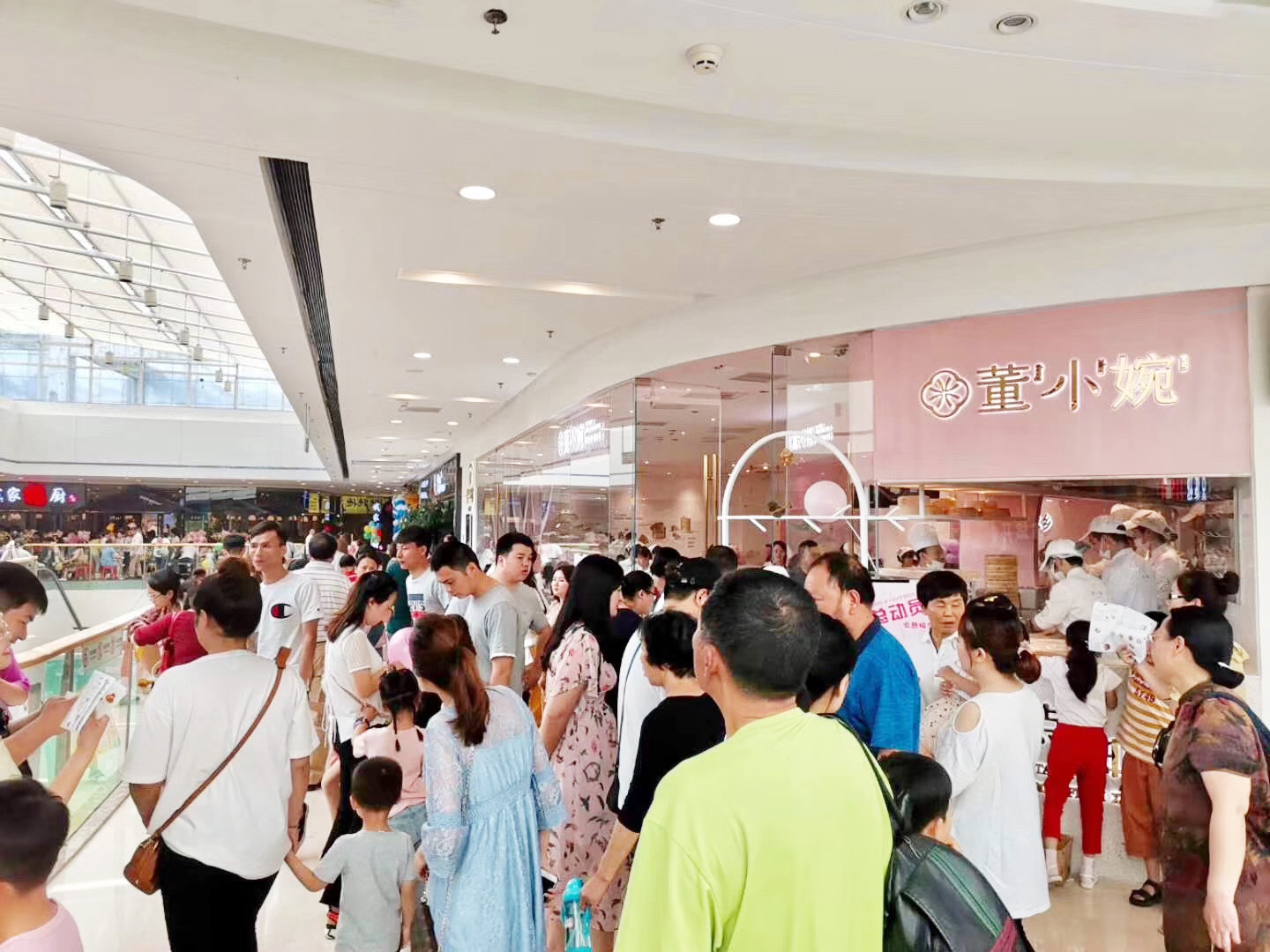 经典案例|董小婉、谭福锅、卢家妈妈……如何炼成爆红品牌？