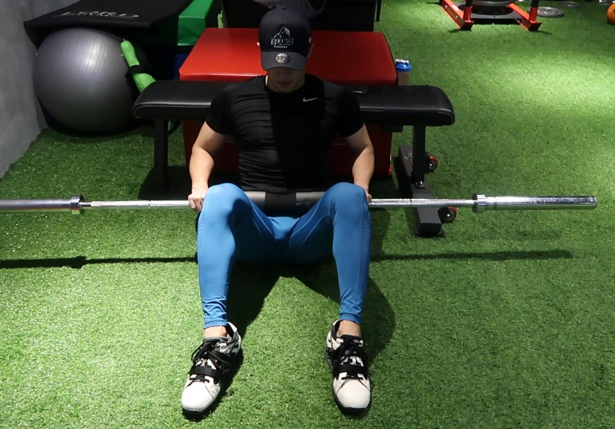 正确深蹲锻炼法锻炼臀肌,如何激活臀部肌肉比深蹲更有效